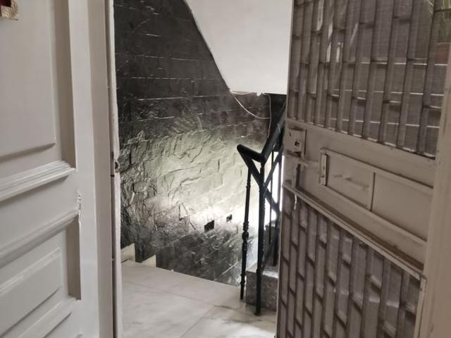 Flat for rent in Deri