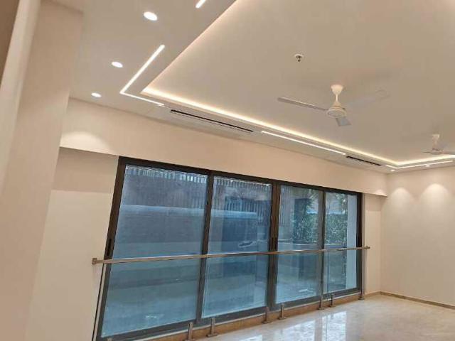 Flat for rent in Bandra East, Mumbai