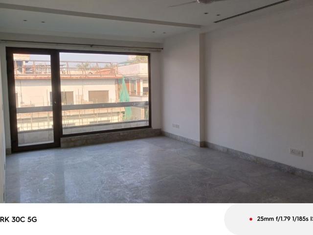 Property for rent in Moti Bagh, Delhi