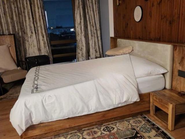 Flat for rent in Mayfield Garden, Gurugram