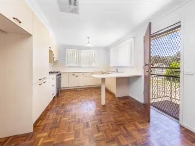 House for rent in Wanniassa, Australian Capital Territory