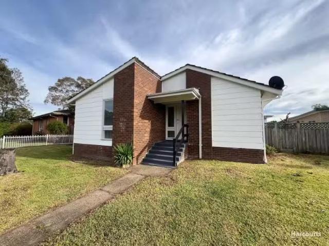 House for rent in Airds, Sydney