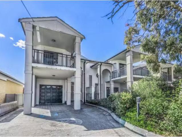 Condo for rent in Sydney, New South Wales