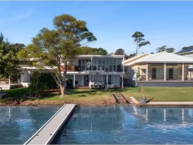 House for rent in Mannering Park, New South Wales