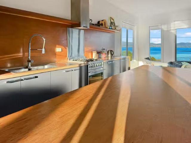 House for rent in Akaroa, Tasmania