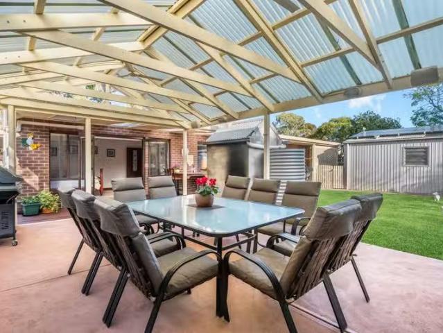 House for rent in O'Halloran Hill, Adelaide