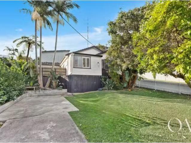 House for rent in Wollongong West, New South Wales