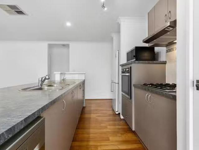 House for rent in Hamilton Hill, Western Australia