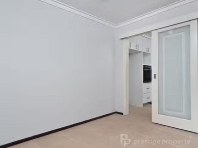House for rent in Canning Vale, Western Australia