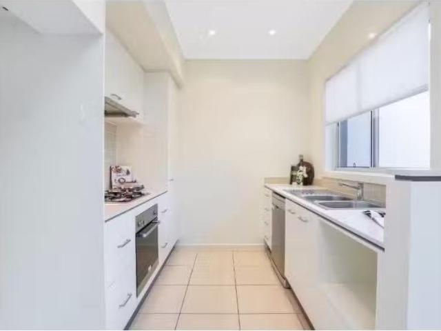 Condo for rent in Sydney, New South Wales