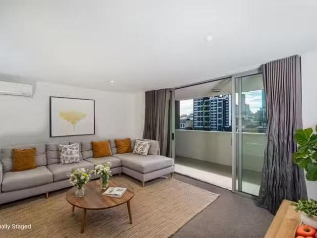 Apartment for rent in Toombul, Queensland