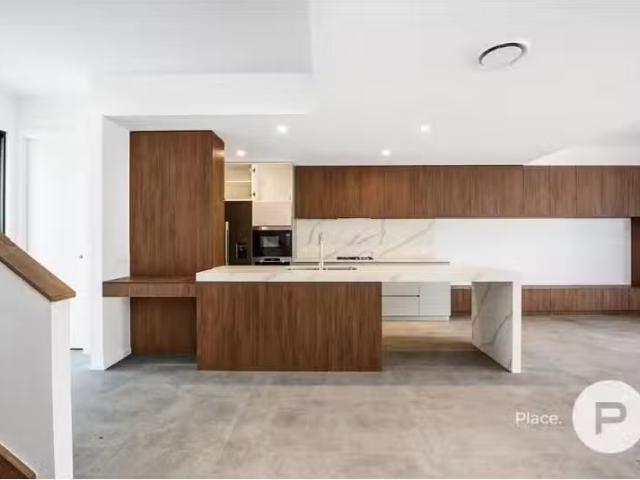 Condo for rent in Toombul, Queensland