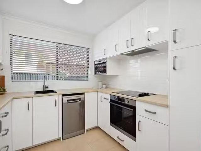 House for rent in Como, Western Australia