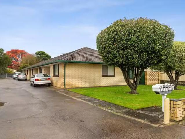 House for rent in Newborough, Victoria