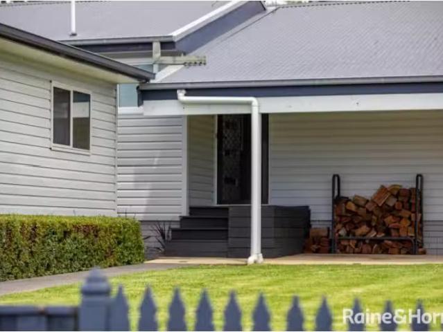 House for rent in Hill Top, New South Wales