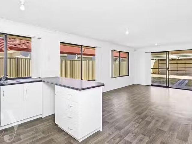 House for rent in Piara Waters, Western Australia
