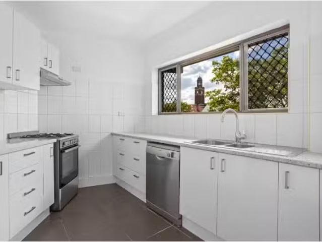 Condo for rent in Toombul, Queensland