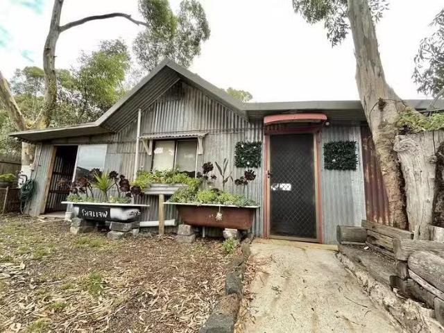 Apartment for rent in Camerons Creek, Victoria