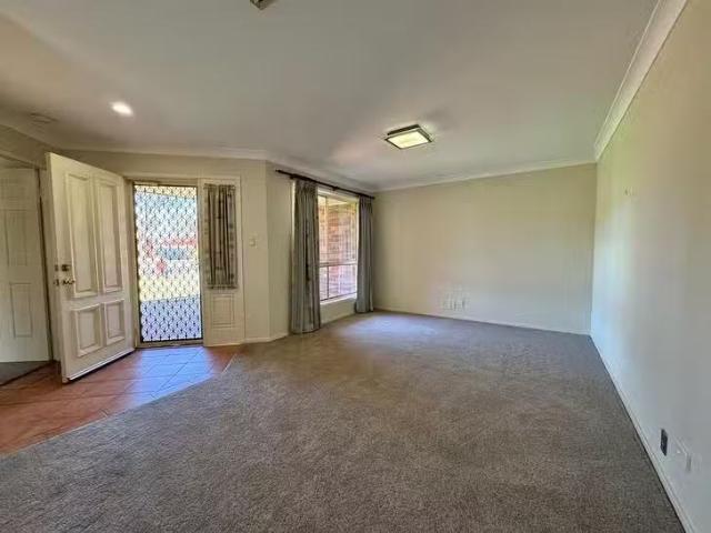 House for rent in Parkes, New South Wales