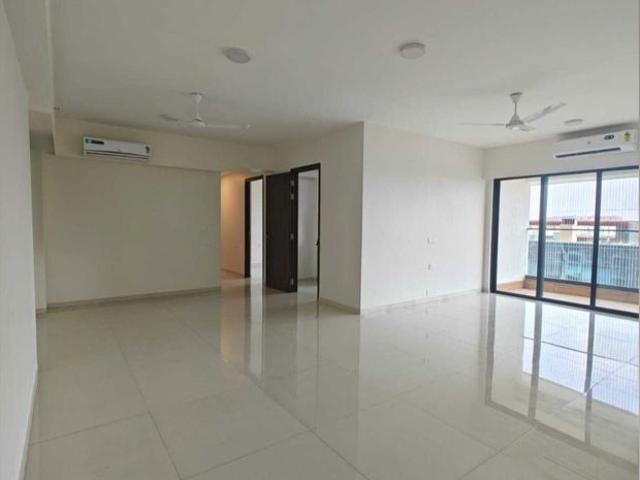 Flat for rent in Bandra East, Mumbai