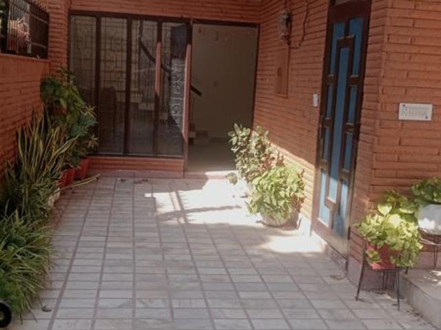 House for rent in Sector 26, Noida