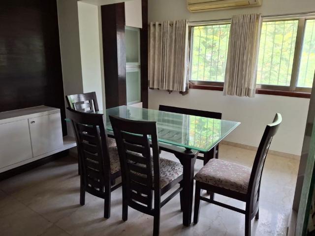 Flat for rent in Cumballa Hill, Mumbai City District