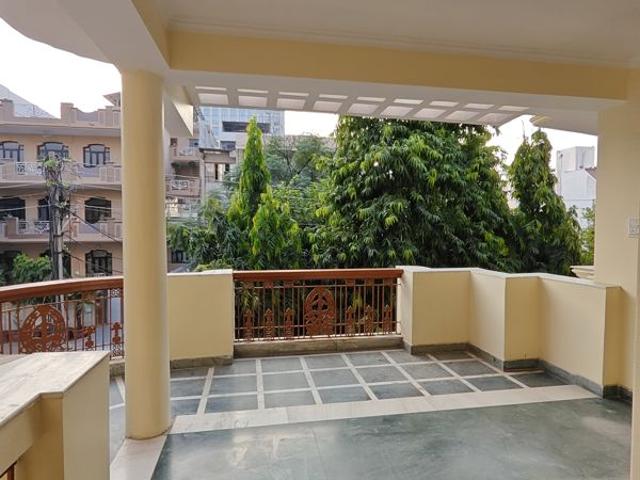 Villa for rent in MGF Villas, Gurugram