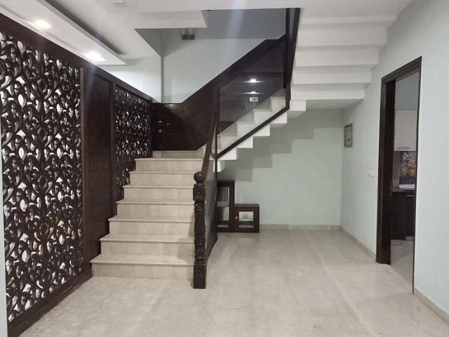 House for rent in Hariana