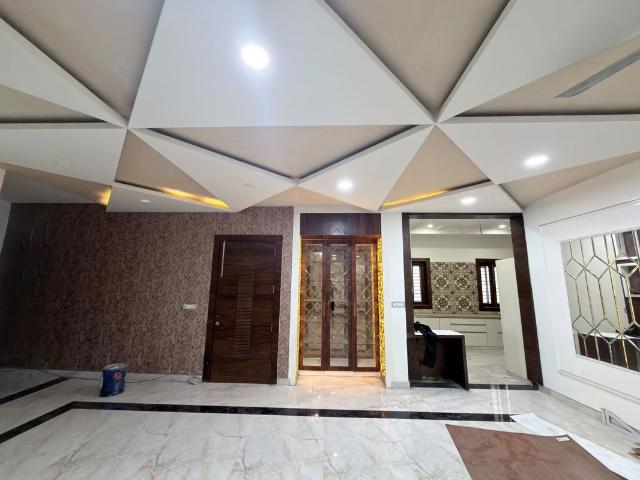 Villa for rent in Faridabad
