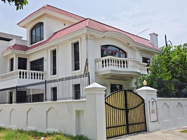 Villa for rent in Hariana