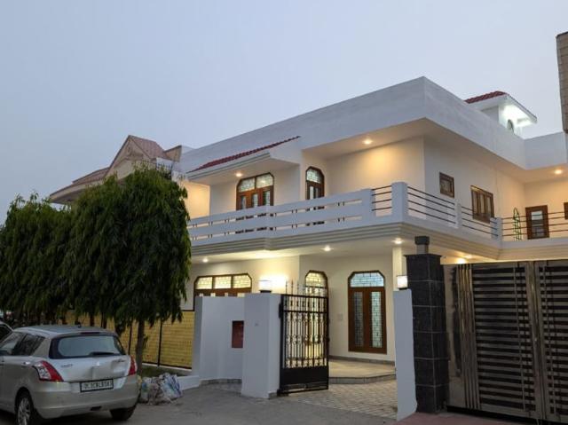 House for rent in Sector 15, Faridabad