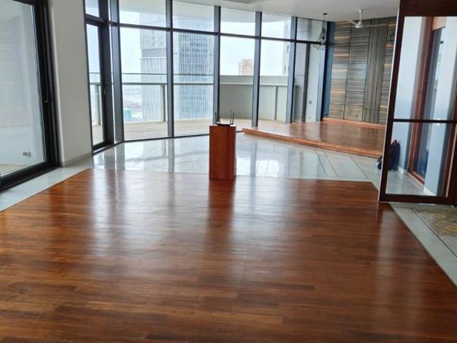 Flat for rent in Worli, Mumbai City District