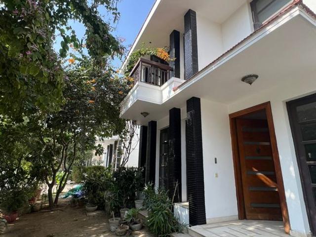 Villa for rent in Gurgaon, Gurugram