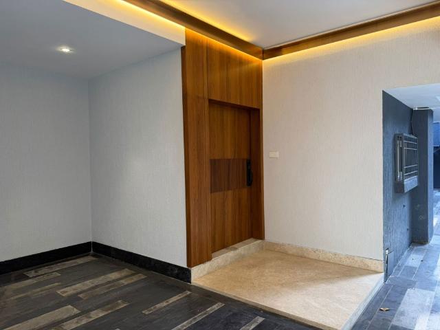 House for rent in National Society, Pune
