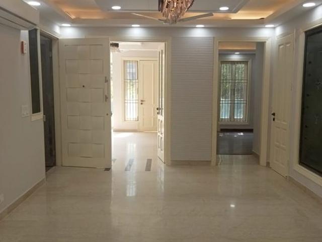 Villa for rent in Defence Colony, Delhi