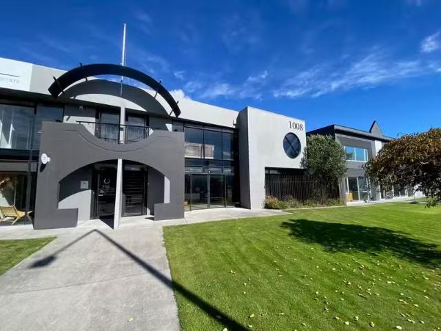 House for rent in Chaslands, Canterbury