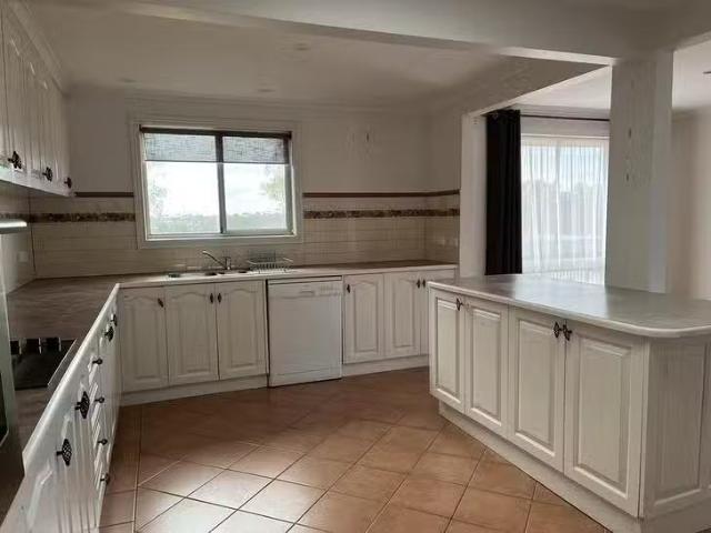 House for rent in Lara, Victoria