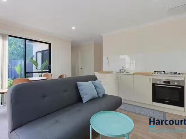 House for rent in Rossmoyne, Western Australia