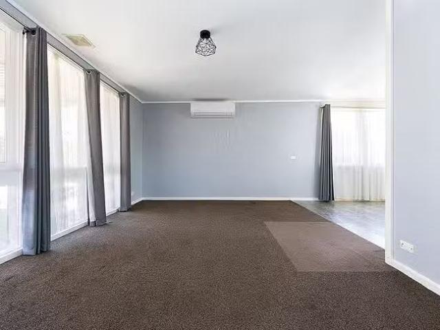 House for rent in Latham, Australian Capital Territory