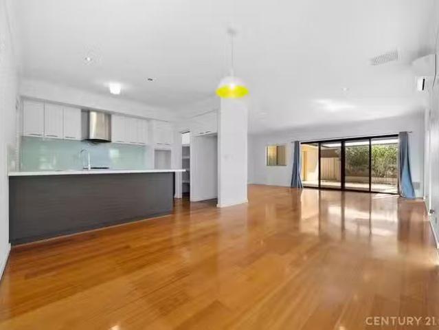 House for rent in Lathlain, Western Australia