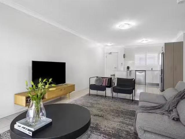 Apartment for rent in Toombul, Queensland