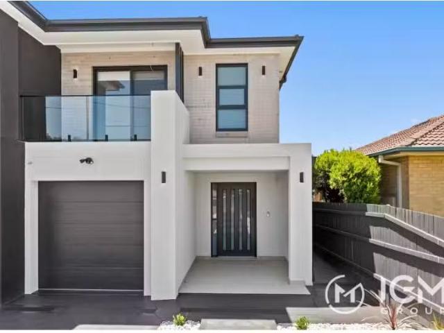 Condo for rent in Sydney, New South Wales