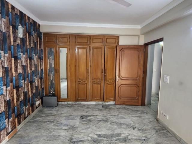 House for rent in Deri