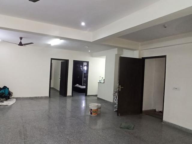 House for rent in Sector 122, Noida