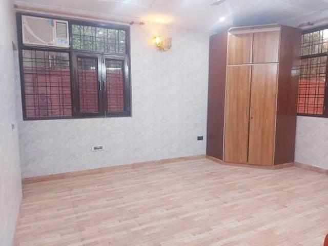 Property for rent in Sector 50, Noida
