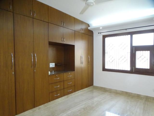House for rent in Deri