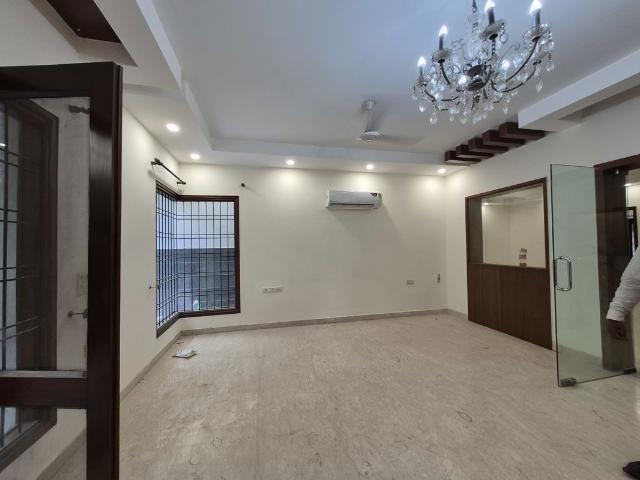 House for rent in IFFCO Chowk, Gurugram