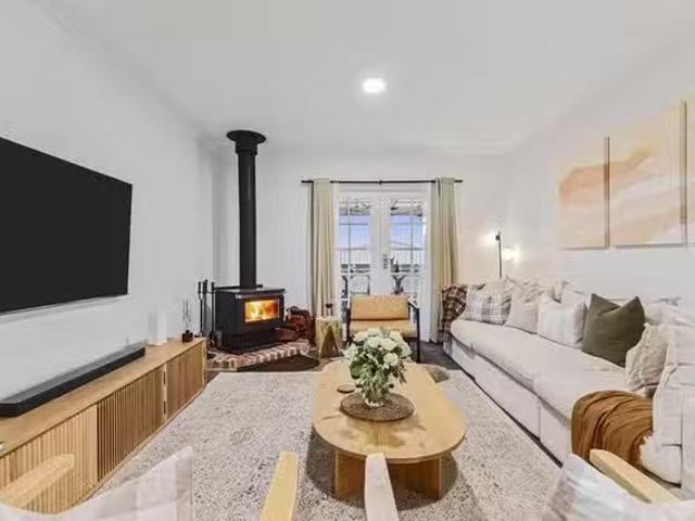 Apartment for rent in Camerons Creek, Victoria