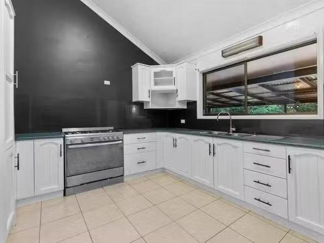 House for rent in Lowood, Queensland
