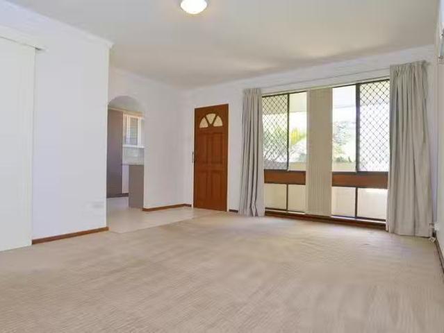 House for rent in Como, Western Australia